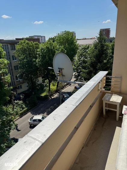 Apartament cu 2 camere decomandat în Podgoria