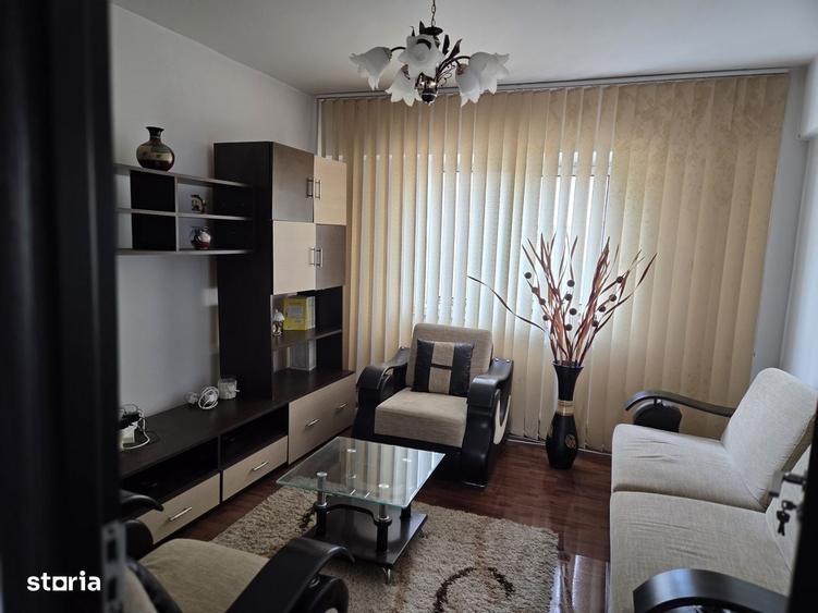 Apartament cu 4 camere în Lăpuș Argeș