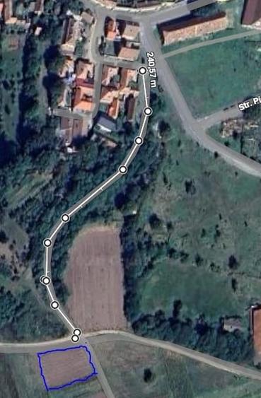 Teren de 1100 mp, în Central