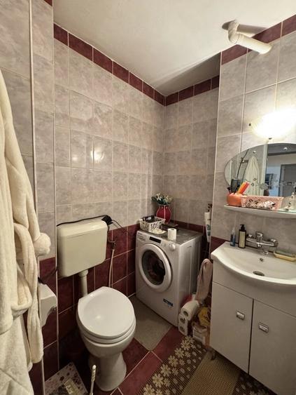 APARTAMENT 4 CAMERE | DECOMANDAT | ETAJ 1 | ZONA CENTRALA | BOXA - 18