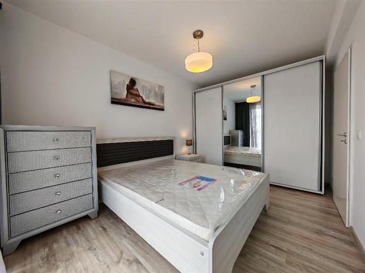 Apartament cu 2 camere decomandat, mobilat în Avantgarden
