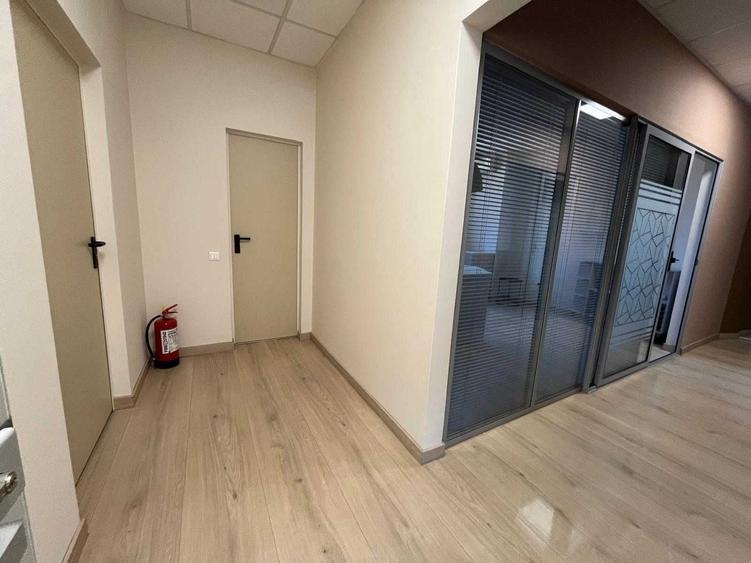 Spațiu comercial, de 40 mp, în Exterior Vest