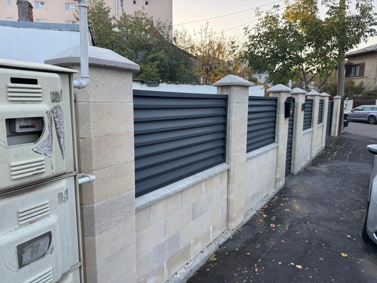 Casă individuală cu 3 camere cu Canalizare în Bucureștii Noi