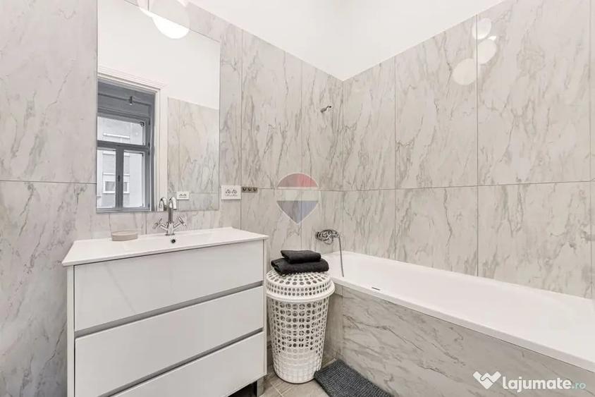 Apartament cu 3 camere semidecomandat în Ultracentral