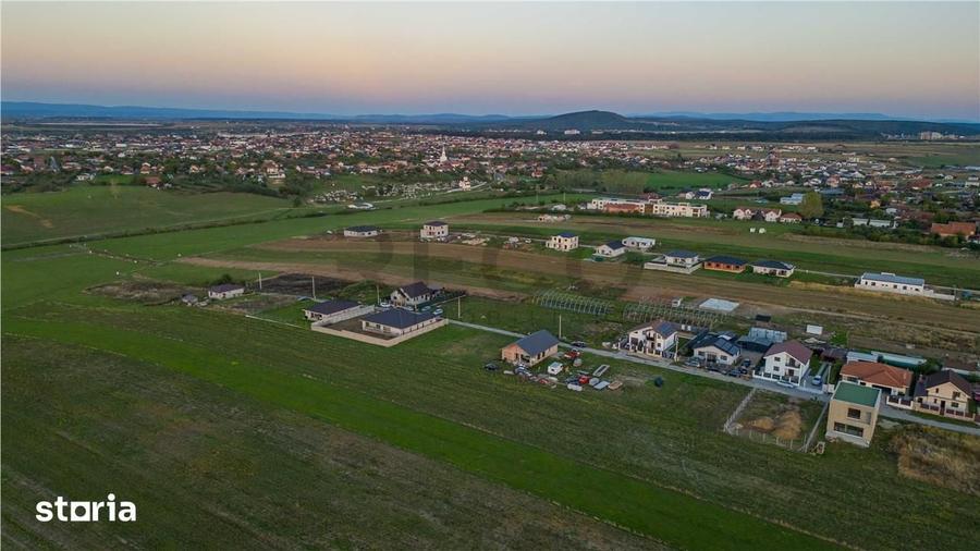 Teren de 511 mp, în Sânmartin