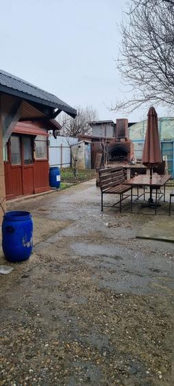 Casă cu 1 camere cu Teren 1000 Mp în Exterior Vest
