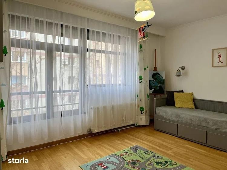 Apartament cu 3 camere decomandat în Kiseleff