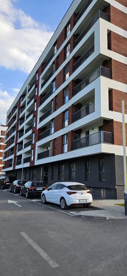 Apartament cu 2 camere decomandat în Florești