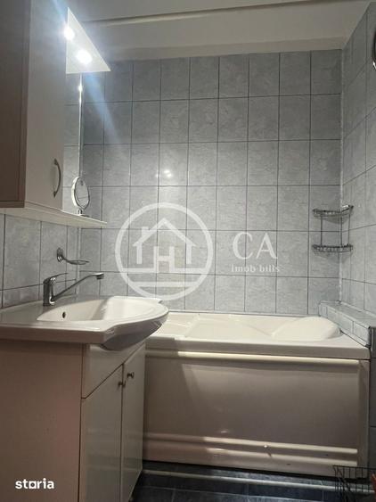 Apartament cu 3 camere decomandat în Decebal