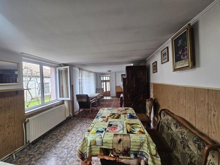 Duplex cu 5 camere cu Teren 1500 Mp în Șibot