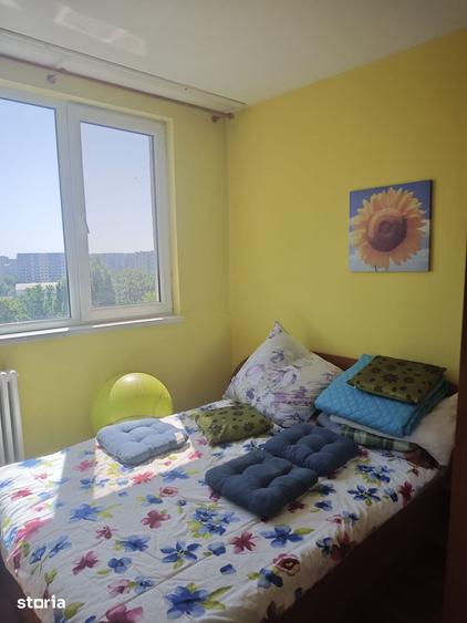 Apartament cu 3 camere semidecomandat în Drumul Taberei