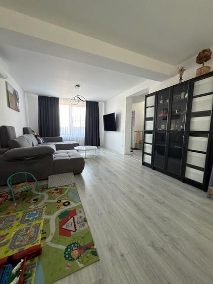 Casă cu 4 camere în Central