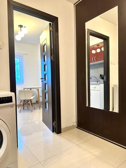 Apartament cu 2 camere semidecomandat în Moșilor