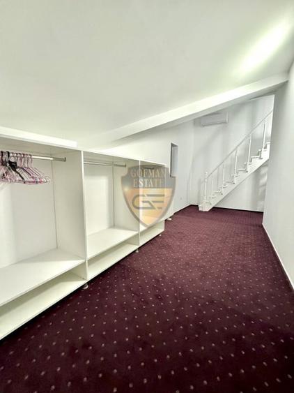 Casă individuală cu 12 camere cu Canalizare în I. C. Brătianu