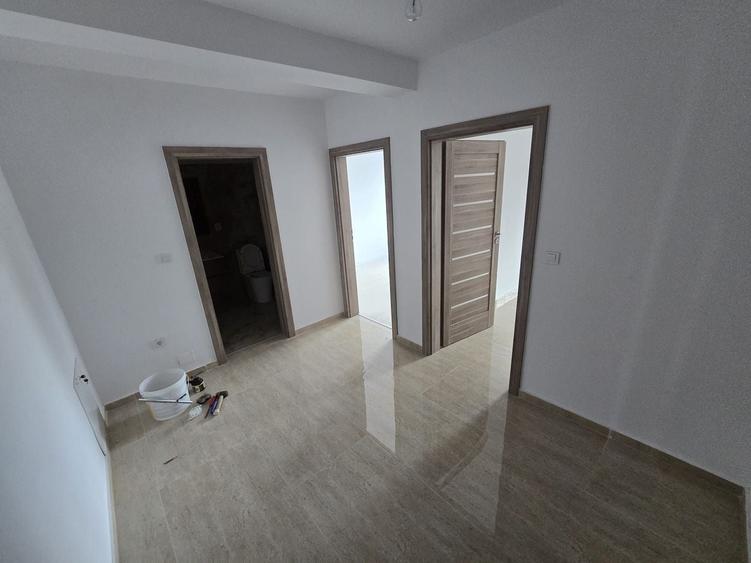 Garsonieră decomandată în Braytim