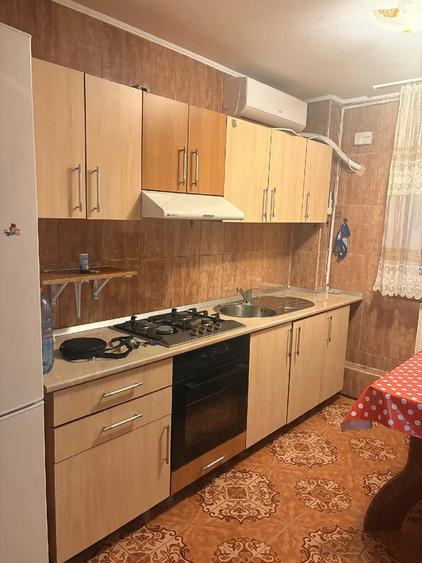 Apartament cu 2 camere decomandat în Nicolae Titulescu