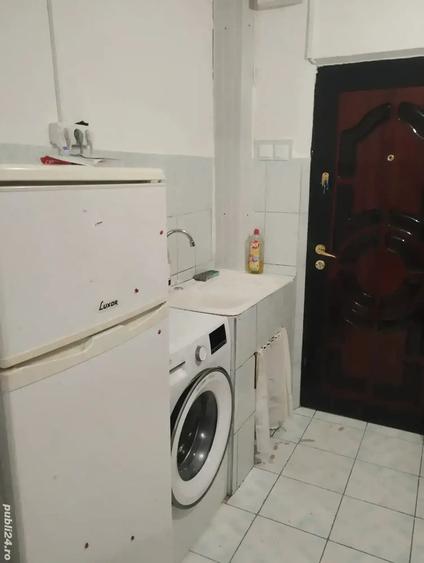Garsonieră decomandată în Narcisa