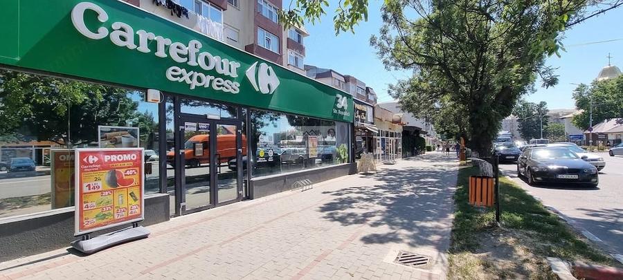 Spațiu comercial, de 220 mp, în Central