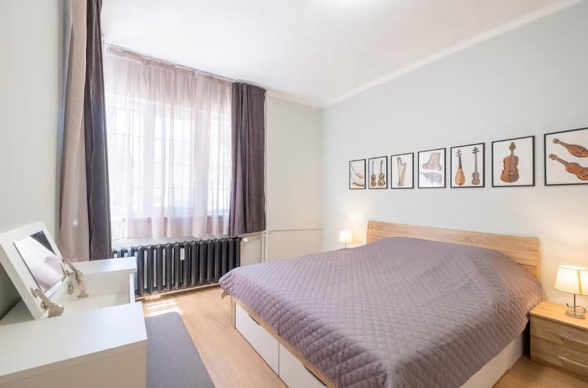 Apartament cu 3 camere decomandat în Tineretului
