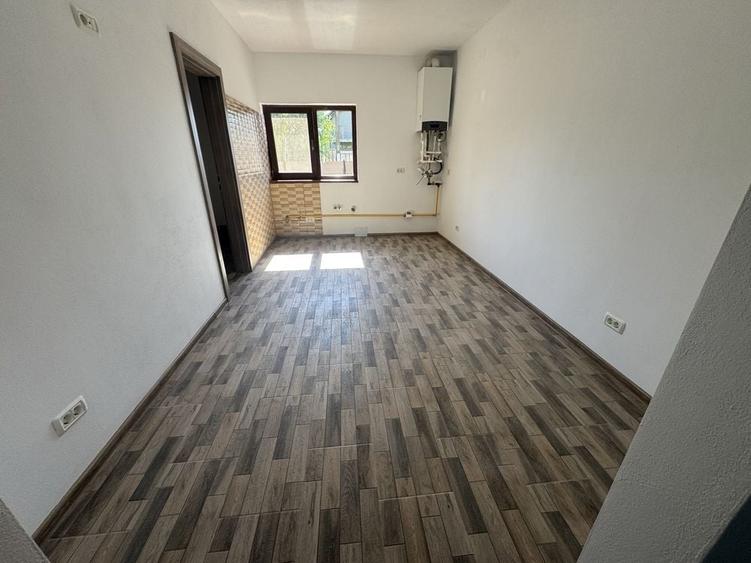 Casă cu 3 camere cu Teren 550 Mp în Giarmata