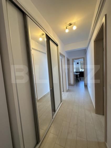 Apartament cu 3 camere decomandat, mobilat în Tractorul