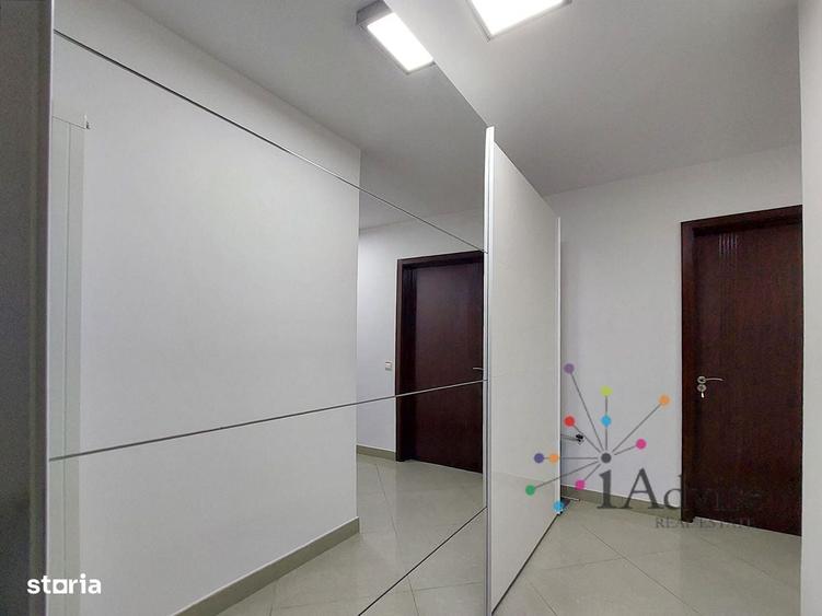 Apartament cu 4 camere în Central