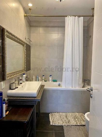 Apartament cu 3 camere decomandat, mobilat în Pipera