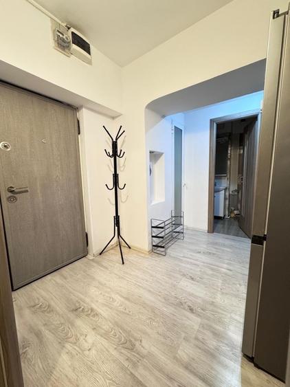 Apartament cu 2 camere decomandat în Casa de Cultură
