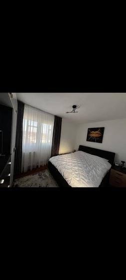 Apartament cu 2 camere nedecomandat în Tătărași
