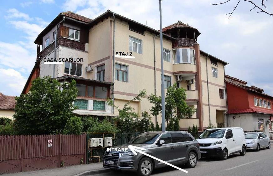 Casă cu 4 camere în Central