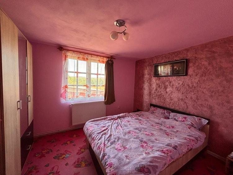 Casă cu 3 camere în Central