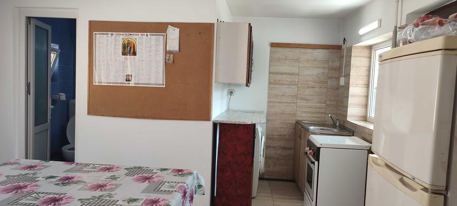Casă cu 3 camere în Belinț