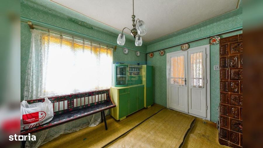 Casă cu 5 camere cu Teren 2594 Mp în Sic