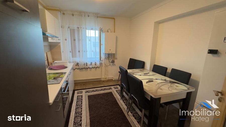 Apartament cu 2 camere decomandat în Ultracentral