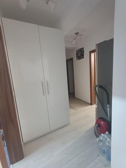 Apartament cu 3 camere decomandat în Șelimbăr