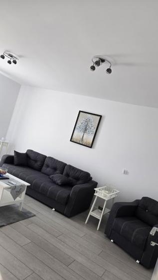 Apartament cu 2 camere decomandat, mobilat în Prelungirea Ghencea