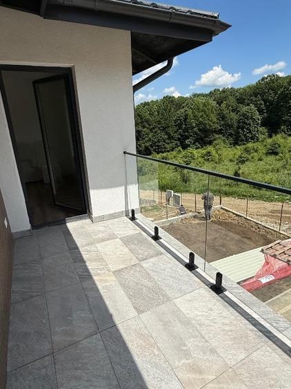 Casă individuală cu 4 camere cu Teren 400 Mp în Bârnova