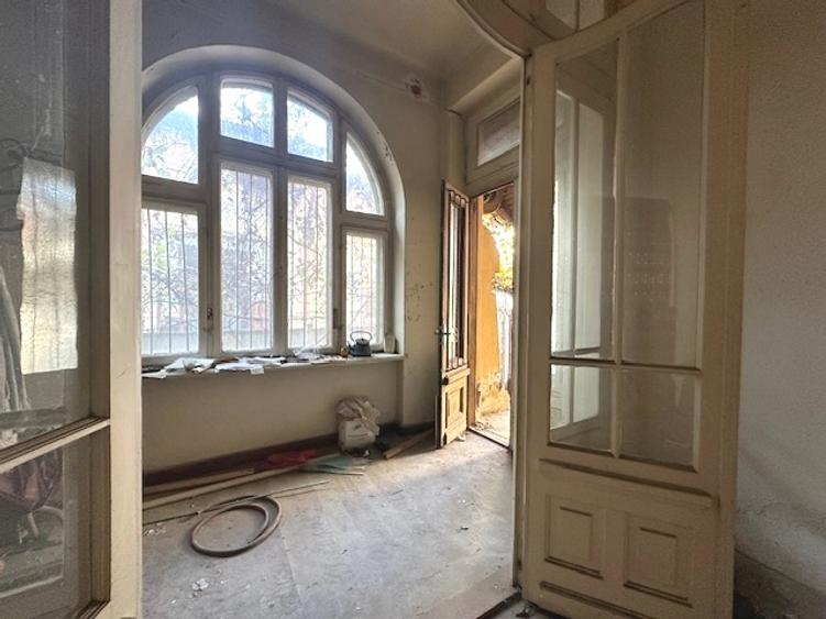 Vanzare imobil cu arhitectura neoromaneasca - teren 460mp - Victoriei- Capitale - 22