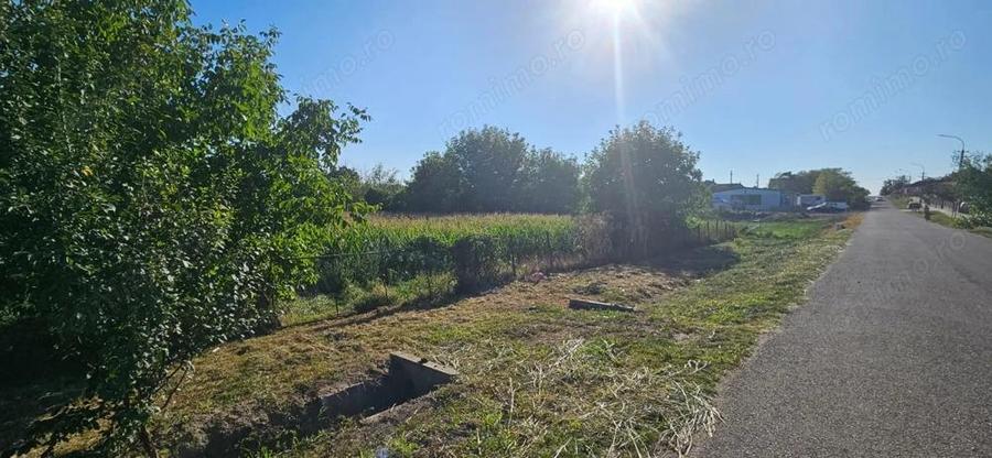 Gelu [Varias] Teren Intravilan - 1