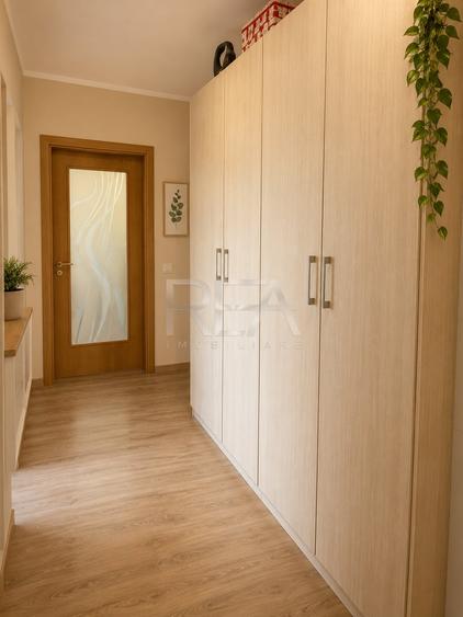 4 camere Vitan decomandat,centrală,inst. schimb.,parcare,an 1990,metrou, 93 - 10