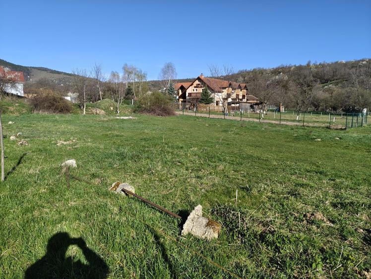 Teren intravilan la intrare in satul SIBIEL - 5