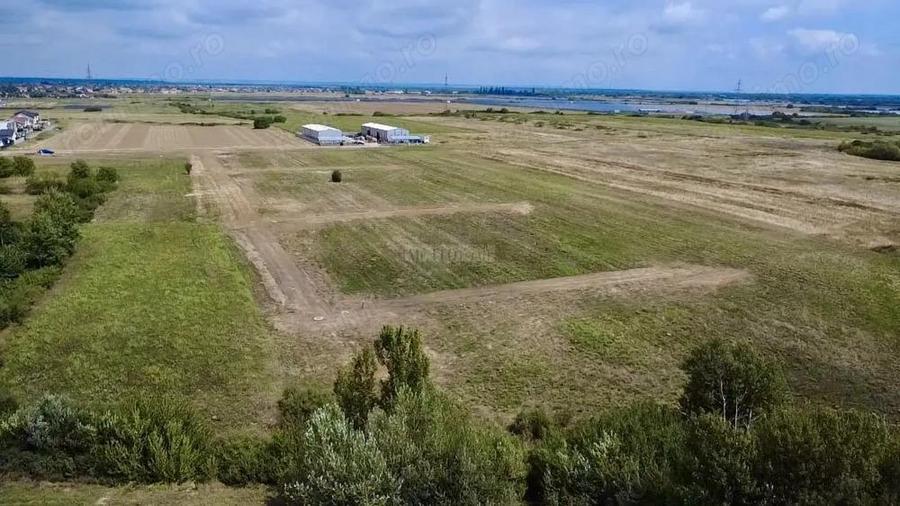 RATE - TERENURI DE VANZARE INTRE MO?NI?A ?I URSENI - 2