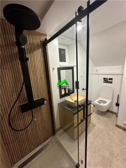 Casa LUX de inchiriat 5 camere Sibiu Sebesu de Sus - 12