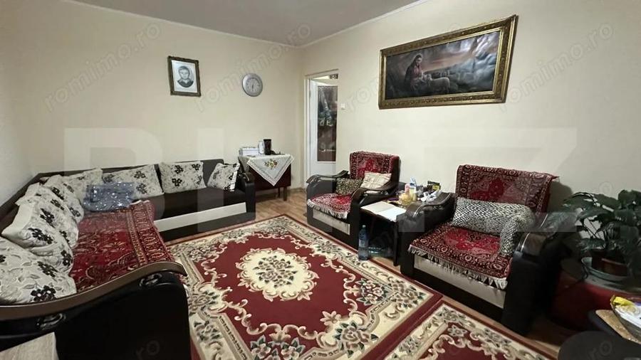 Apartament semidecomandat cu 2 camere, zona Velenta - 2