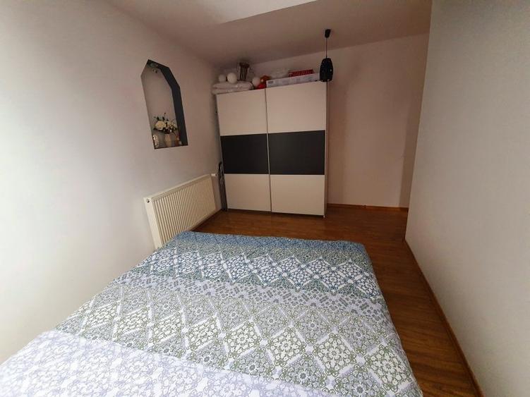 De v&acirc;nzare casă &icirc;n zona Bălcescu - 6