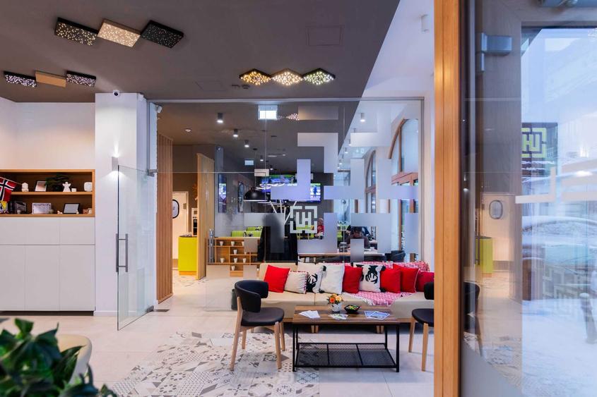 Hotel Urban de vanzare, locatie excelenta - centrul vechi istoric - 2