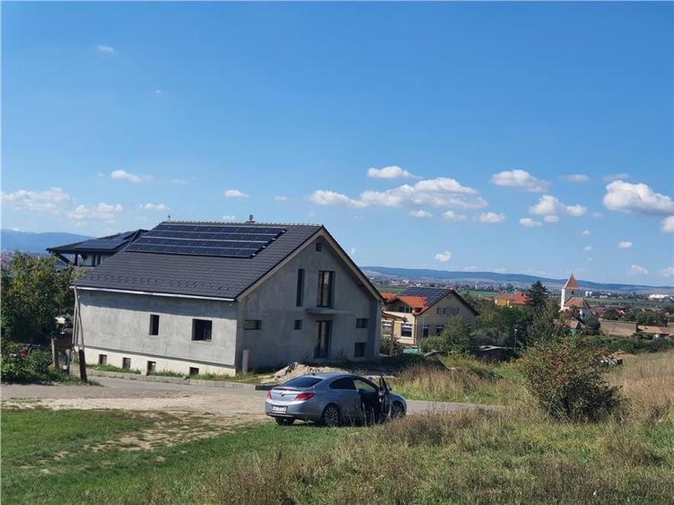 Parcela de teren 1840 mp cu front dublu - str.Viilor  -Gusterita - 13