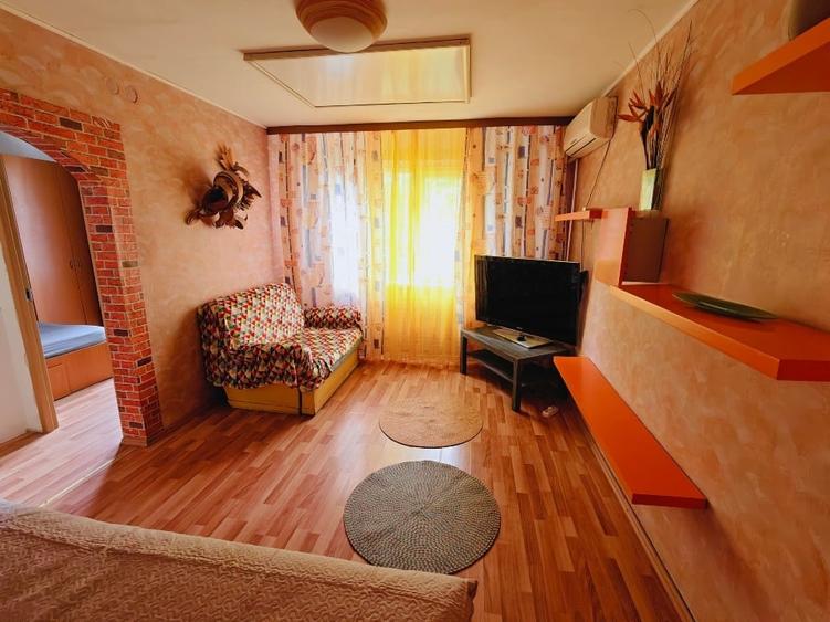 Apartament 2 camere,cochet,independent termic,aproape de mare si Sat vacanta - 2