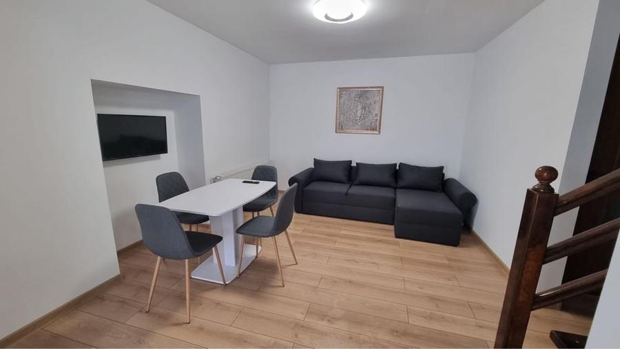 Casă cu 2 camere cu Teren 111111111111 Mp în Central