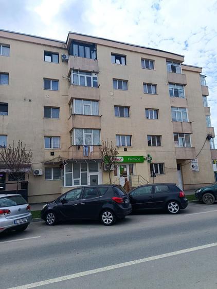 Apartament 2 camere Rovinari - 1